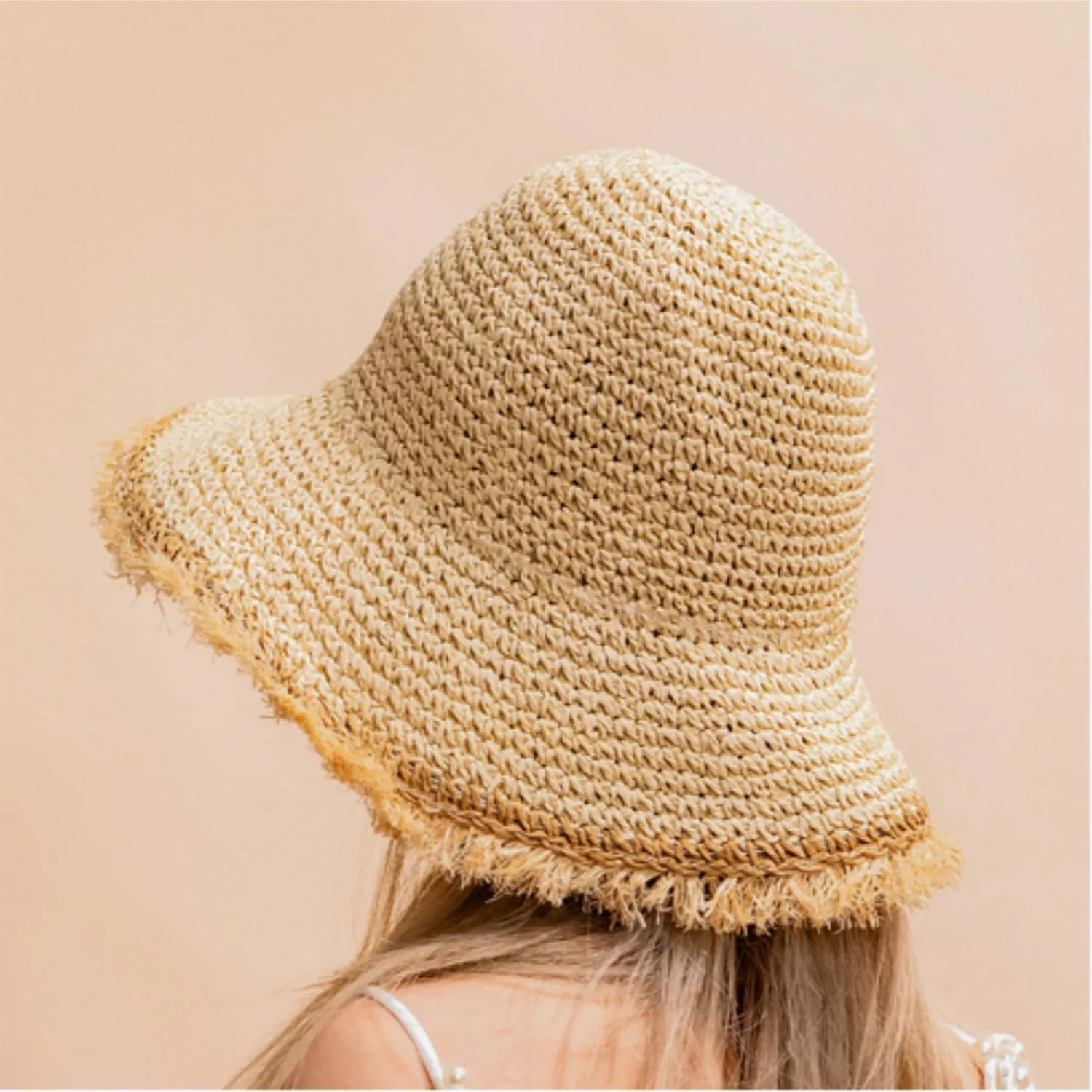 Women's Sun Hat Wide Brim Summer Beach Hat Hand-Woven Crochet Straw Hat Foldable Fringed Floppy Bucket Hat